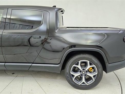 Used 2022 Rivian R1T Adventure image 10