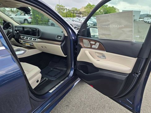 New 2026 Mercedes-Benz GLE 450 4MATIC image 12