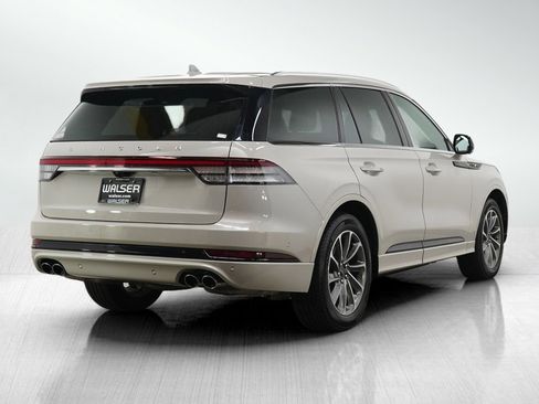 Used 2020 Lincoln Aviator Grand Touring w/ Equipment Group 301A AWD/4WD image 5