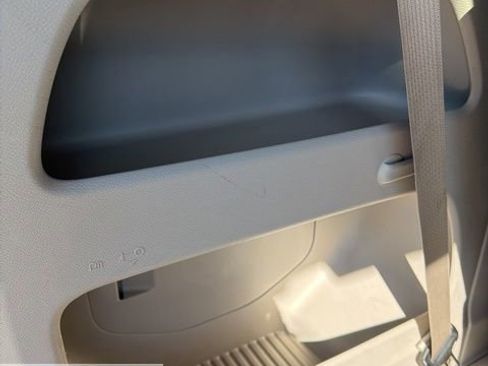 Used 2022 Chrysler Pacifica Touring-L image 47