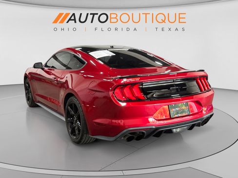 Used 2020 Ford Mustang GT Premium w/ Black Accent Package RWD image 3