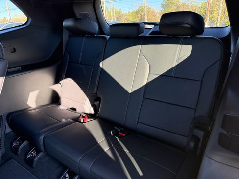 New 2026 GMC Acadia Elevation image 21