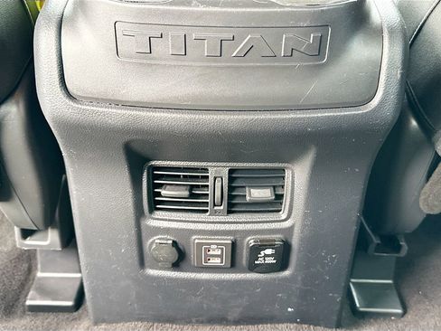 Used 2019 Nissan Titan SV w/ SV Convenience Package AWD/4WD image 27