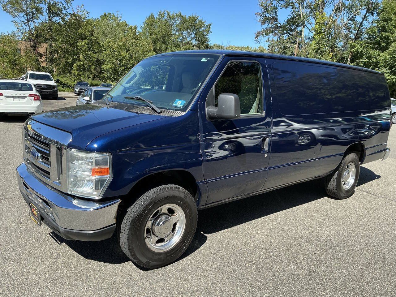 Used 2013 Ford E-350 and Econoline 350 Extended Super Duty w/ Commercial Cargo Van Pkg RWD image 8