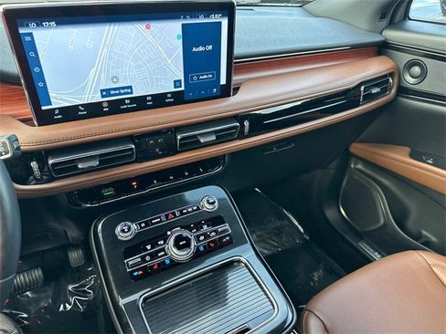 Used 2022 Lincoln Nautilus Reserve w/ Equipment Group 201A image 27