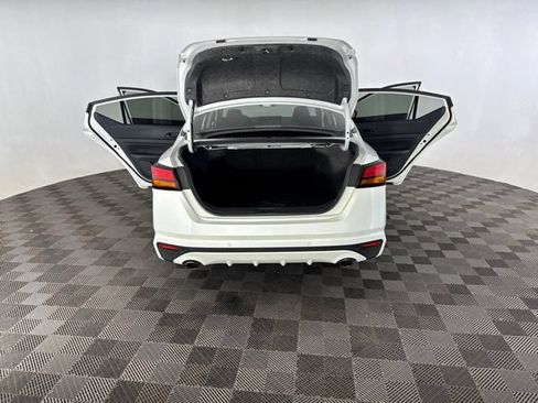 Used 2025 Nissan Altima 2.5 SV w/ SV Premium Package AWD/4WD image 15
