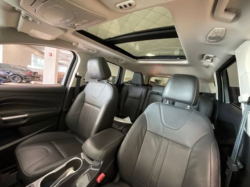 Used 2013 Ford Escape Titanium w/ Parking Technology Pkg FWD image 10