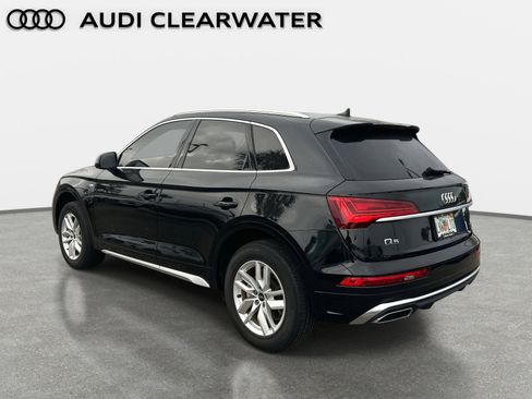 Used 2023 Audi Q5 2.0T Premium w/ Convenience Package image 2