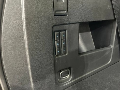 Used 2021 Ford Expedition XLT AWD/4WD image 31