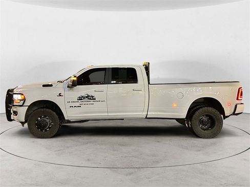 Used 2024 RAM 3500 Big Horn w/ Night Edition image 2