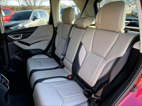 Used 2019 Subaru Forester Limited image 20
