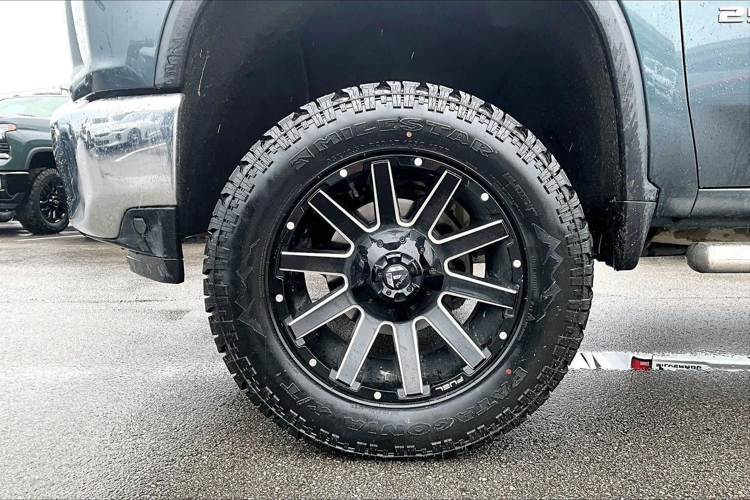 Used 2020 Chevrolet Silverado 2500 LTZ w/ LTZ Premium Package AWD/4WD image 9