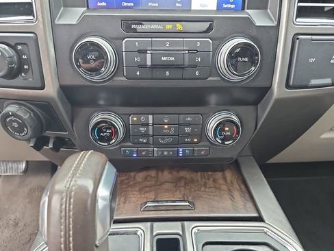 Used 2020 Ford F150 Limited w/ Trailer Tow Package AWD/4WD image 22