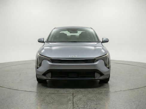 Used 2025 Kia K4 FWD image 2