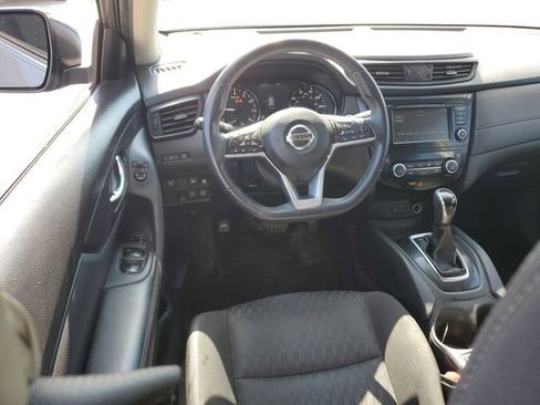Used 2018 Nissan Rogue SV AWD/4WD image 11