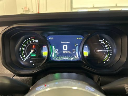 Certified 2025 Jeep Wrangler Unlimited Sahara AWD/4WD image 21