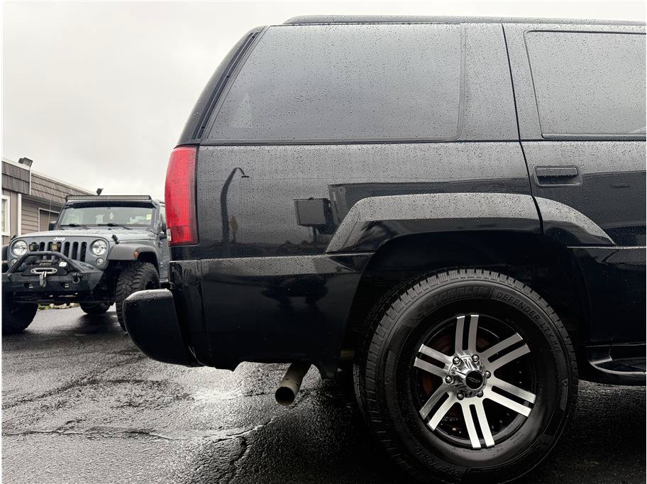 Used 1999 GMC Yukon Denali AWD/4WD image 9
