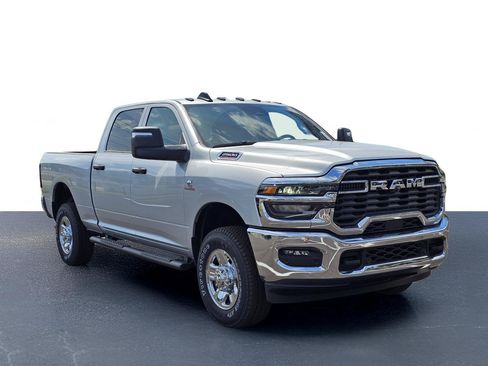 New 2026 RAM 2500 Tradesman AWD/4WD image 5