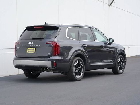 Used 2025 Kia Telluride S AWD/4WD image 3