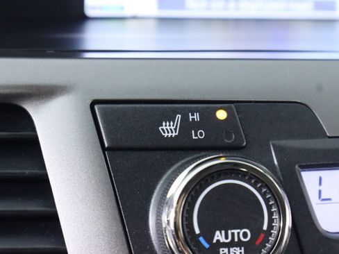 Used 2016 Honda Odyssey EX-L image 18