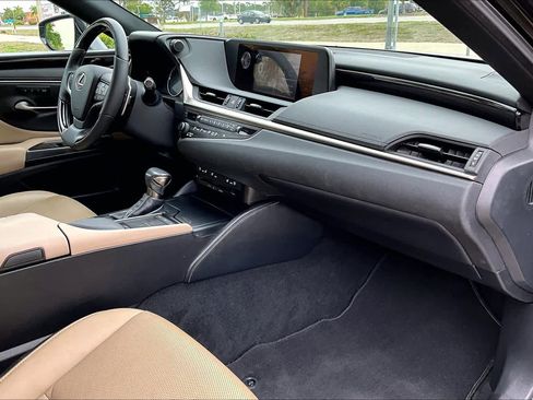 Used 2019 Lexus ES 350 w/ Premium Package image 19