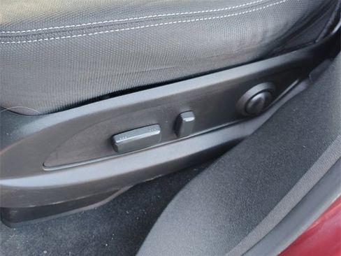 Used 2017 Chevrolet Traverse LT w/ Style and Technology Package image 14