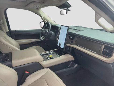 Used 2023 Ford Expedition Max Limited RWD image 14