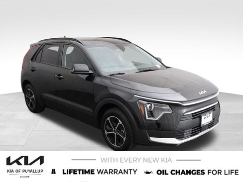 New 2026 Kia Niro EX FWD image 3