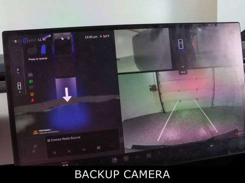 Used 2024 Tesla Cybertruck AWD Crew Cab image 18