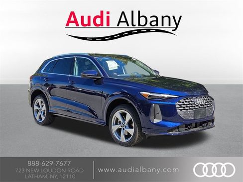 New 2025 Audi Q5 Premium Plus image 1