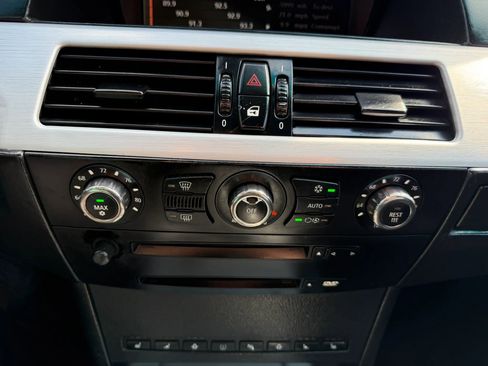 Used 2006 BMW M5 RWD image 17
