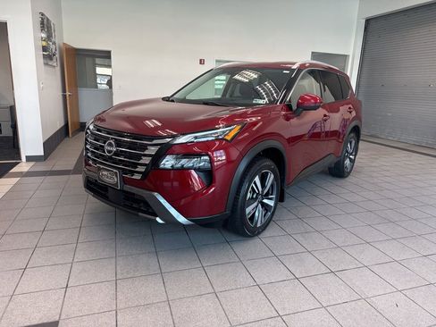 Used 2024 Nissan Rogue SL image 9