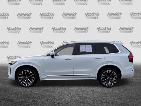 Used 2025 Volvo XC90 T8 Ultra image 7