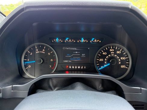 Used 2016 Ford F150 XLT w/ Equipment Group 302A Luxury AWD/4WD image 10