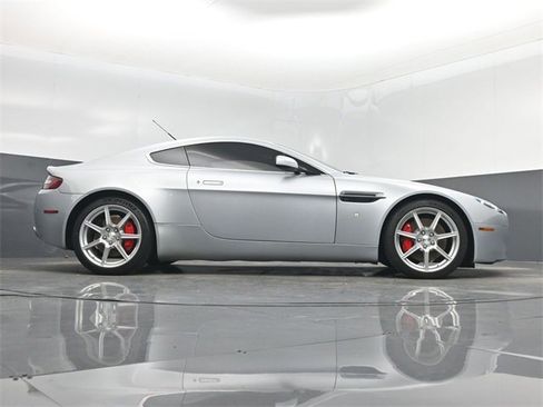 Used 2007 Aston Martin V8 Vantage Coupe image 44
