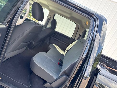 Used 2022 RAM 1500 Tradesman w/ Tradesman SXT Package RWD image 11