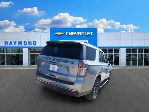 Used 2022 Chevrolet Tahoe Z71 w/ Z71 Off-Road Package AWD/4WD image 3