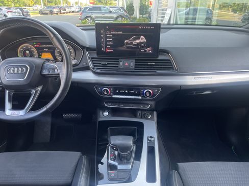 Certified 2022 Audi Q5 e Premium Plus w/ Premium Plus Package AWD/4WD image 7