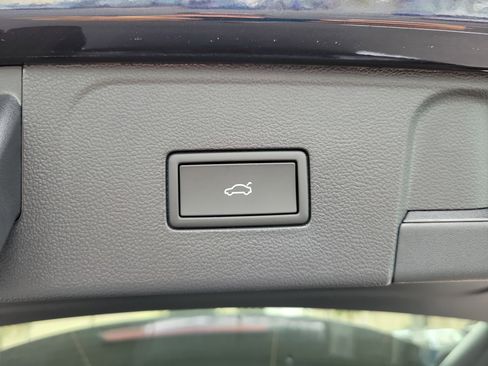 New 2026 Volkswagen Atlas Cross Sport SEL Premium R-Line image 14