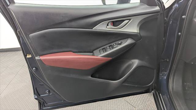 Used 2018 MAZDA CX-3 Touring FWD image 13
