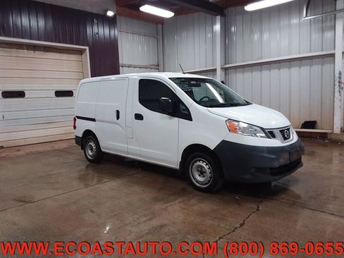 Used 2014 Nissan NV200 S w/ Back Door Glass Package image 1