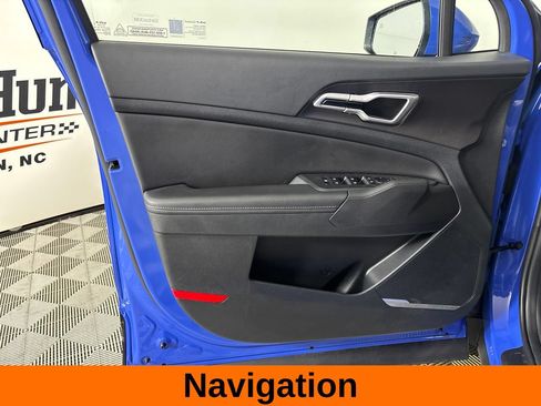Used 2026 Kia Sportage EX w/ EX Panorama Roof Package FWD image 11