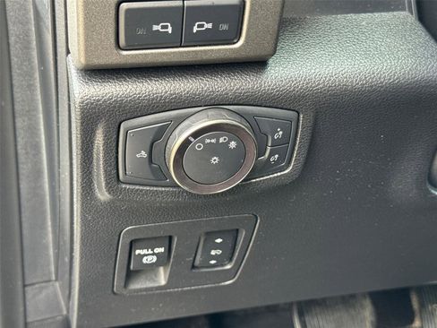 Used 2019 Ford F150 Raptor w/ Equipment Group 802A Luxury AWD/4WD image 26