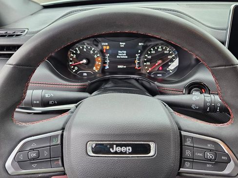 Used 2024 Jeep Compass Trailhawk image 21