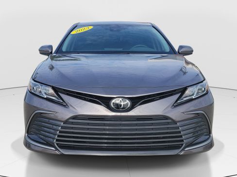 Used 2023 Toyota Camry LE FWD image 2