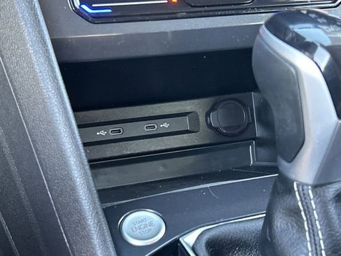 Certified 2023 Volkswagen Tiguan SE image 25