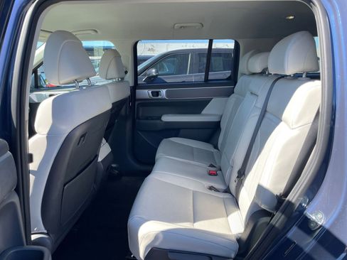 Used 2025 Hyundai Santa Fe SEL image 27