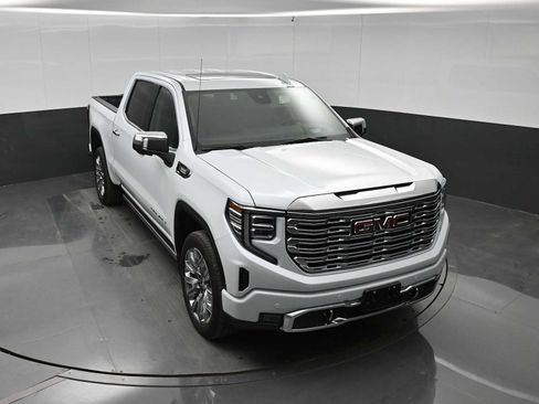New 2026 GMC Sierra 1500 Denali w/ Denali Reserve Package AWD/4WD image 27