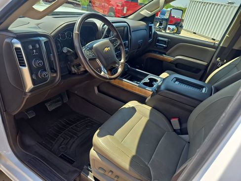 Used 2018 Chevrolet Silverado 2500 LTZ w/ Duramax Plus Package AWD/4WD image 17