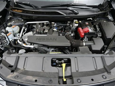 Certified 2026 Nissan Rogue S FWD image 24